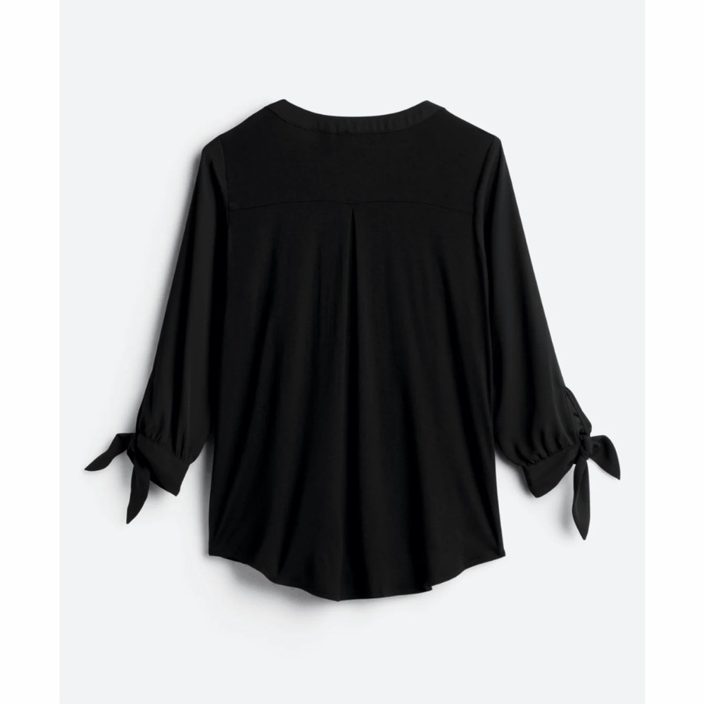 Fortune & Ivy v-neck blouse! Size XL, black - Picture 2 of 3